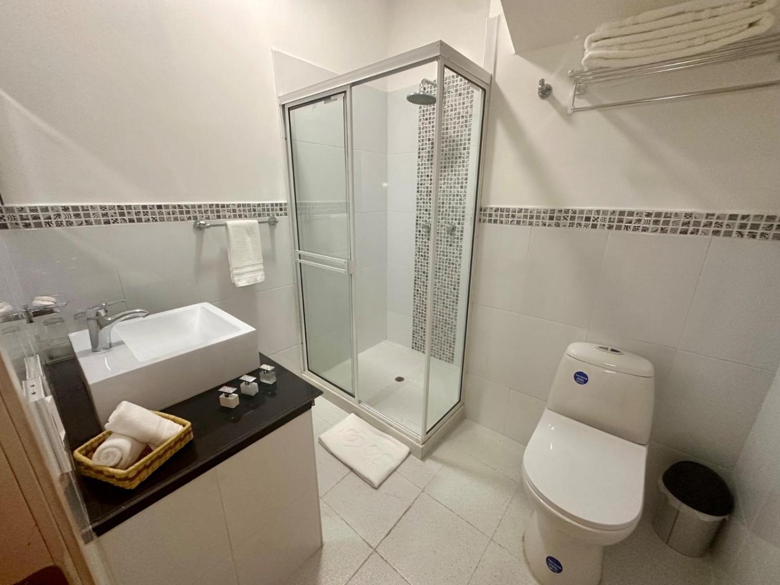 On Apartasuites Кали Экстерьер фото